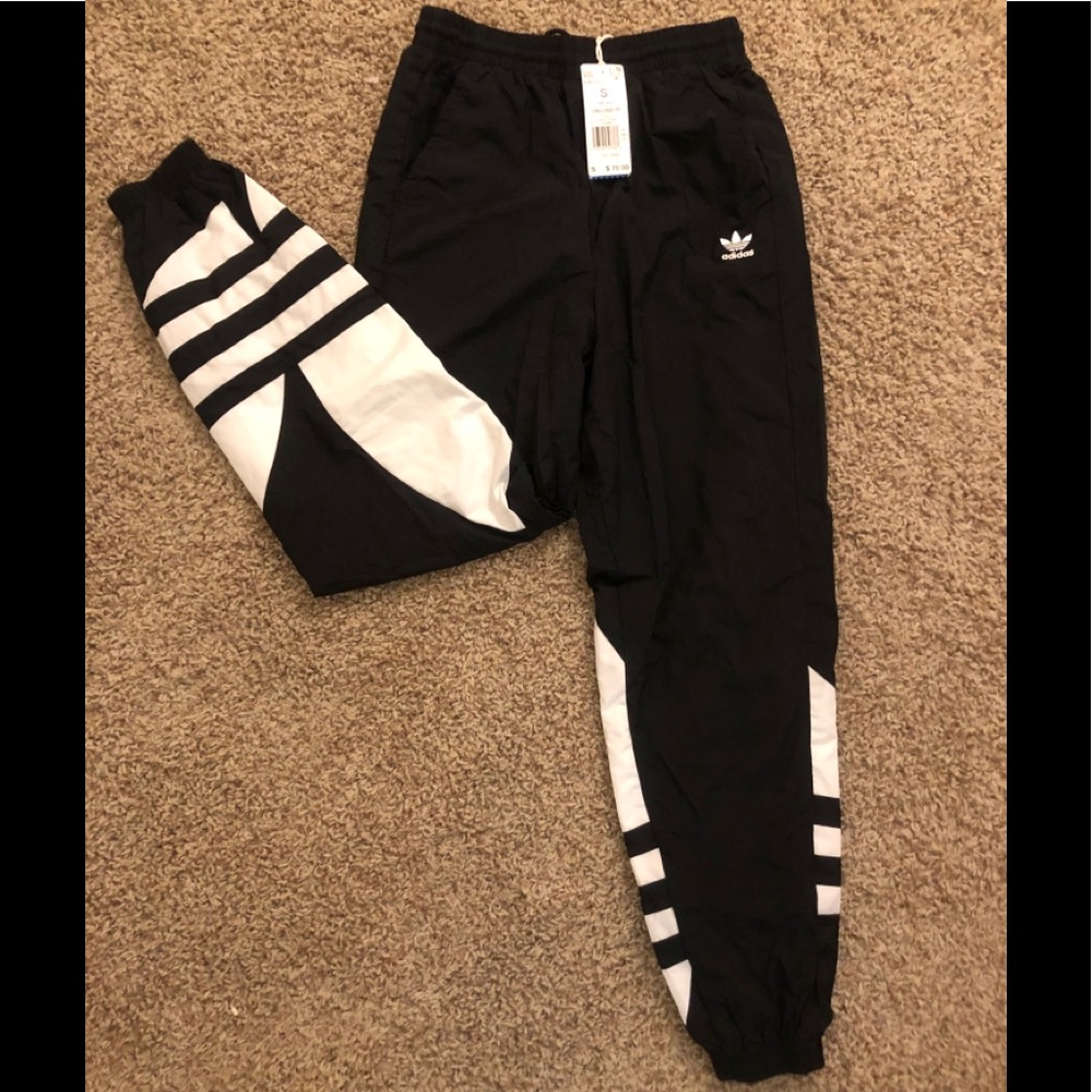 Women’s joggers